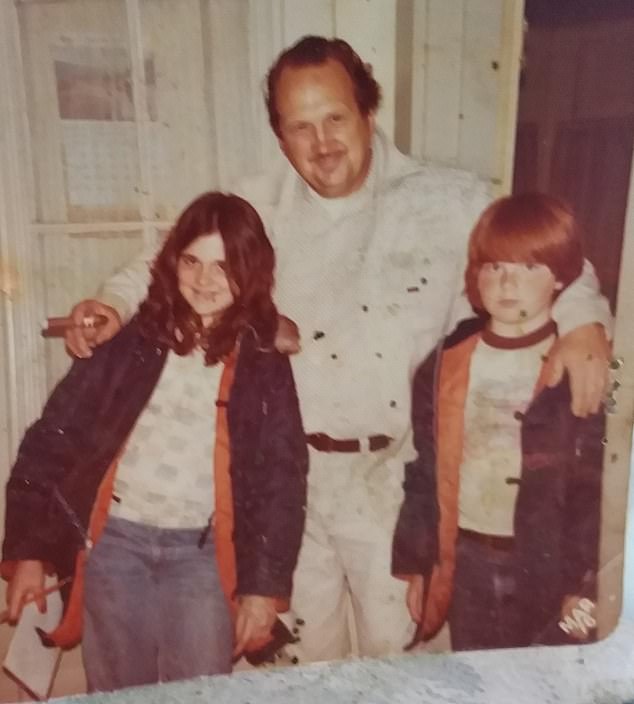Thomas Jr seemingly had lighter red hair in his youth, as an image with his sister Samantha Markle and grandfather Gordon Markle shows him sporting long fiery hair and a full fringe