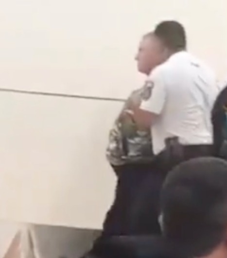 Screenshot of a tense moment at the Bariloche airport.