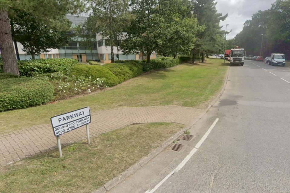 Parkway sign in Whiteley, Fareham.