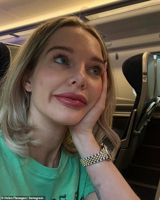 Another photo in a trAnother photo saw her sporting a green T-shirt and a watch with a silver and gold chain as she rested a hand on her face