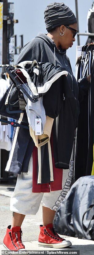 Although her onstage persona recalls the megawatt glamour of a past era, she was the image of the casual shopper on Melrose Avenue on Thursday