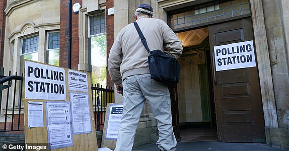 HULL, ENGLAND - MAY 01: Voters go to the polls as local elections are held in England on May 01, 2025 in Hull, England. Voters across England will elect four regional mayors and 1,750 councillors on Thursday, 1 May 2025. (Photo by Ian Forsyth/Getty Images)