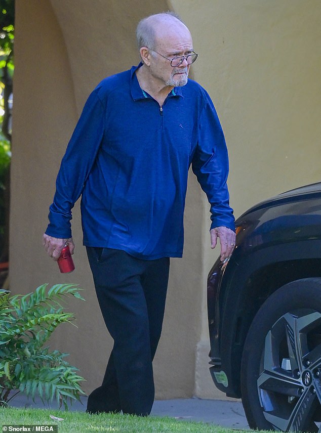 Beyond That '70s Show, Smith¿s career spans decades ¿ from playing a KKK leader in A Time to Kill to memorable roles in Dead Poets Society, Star Trek, and even voice work in Green Lantern: First Flight and Fallout Tactics