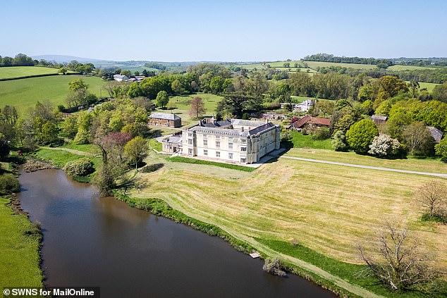 Like all great country houses of note, Great Fulford is all but hidden from view as we approach from Exeter