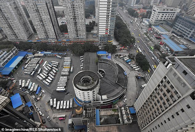 There are 8 floors above the ground, the ground floor is a parking lot, so a total of 9 floors