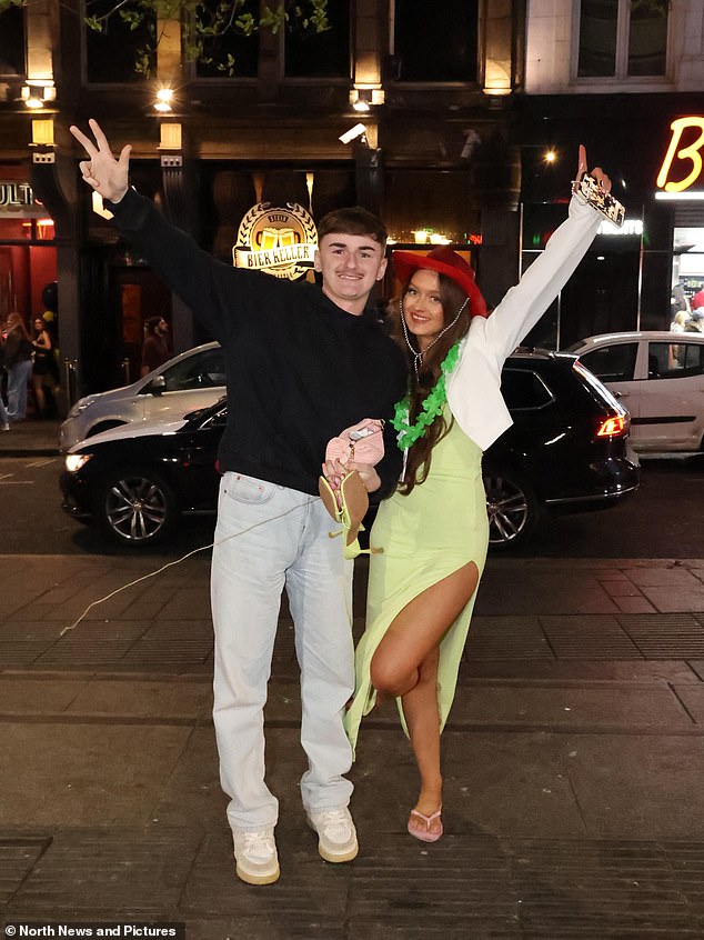One forward-thinking partygoer even sensibly brought flip flops for the occasion, changing out of her painful shoewear at the end of the night