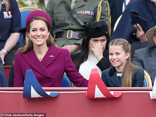 Kate and her daughter Charlotte looked picture perfect as they sat in the front row at the parade
