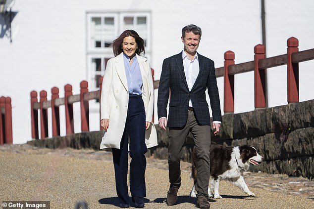 Frederik X, 56, and his wife Mary, 53, were both delighted as they received a warm welcome to the palace's Chancellery House this afternoon