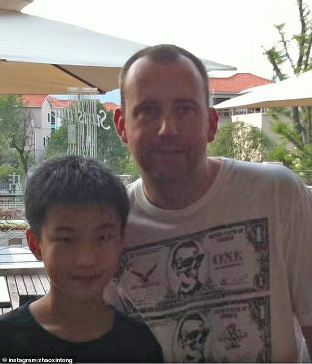 Xintong has previously shared a picture of him as a child with snooker veteran Mark Williams who he beat yesterday
