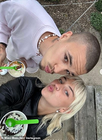 Romeo was in a long-term relationship with model Mia Regan. The couple had been together since 2019 before announcing their split in February 2024