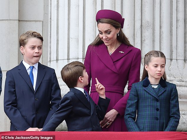 Louis appeared to share a moment with his mother, the Princess of Wales, as he turned around to speak with her