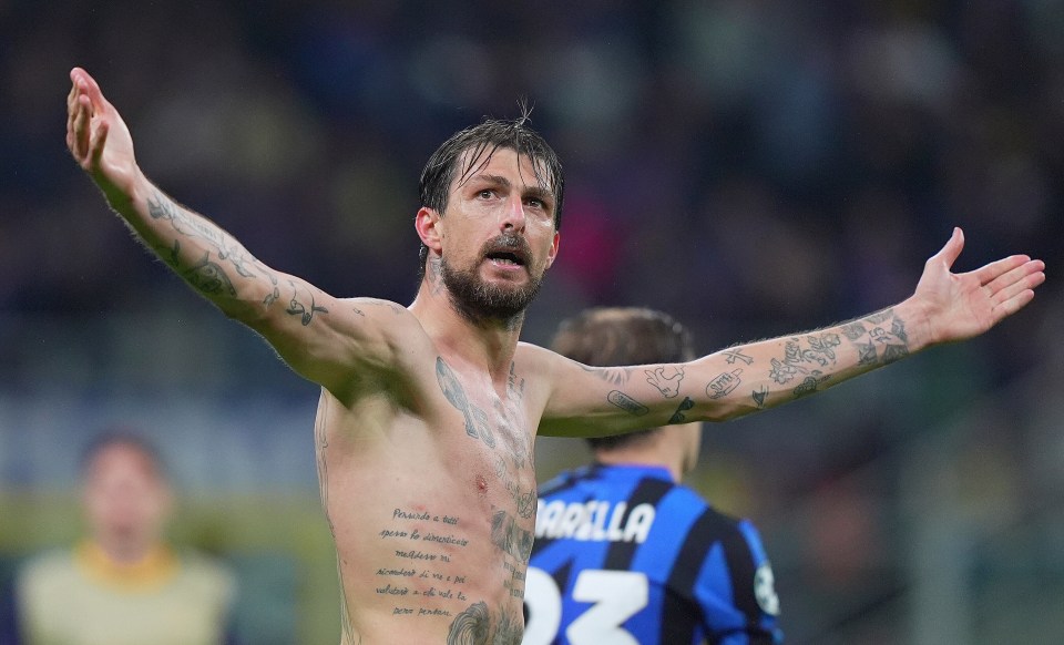 Francesco Acerbi of Inter Milan celebrates.