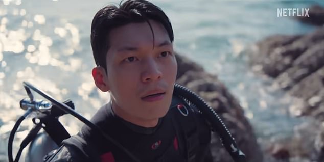 It seems that Jun-ho may have finally found the mysterious island where the Squid Game competition takes place
