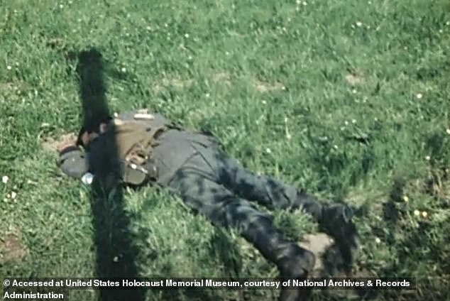 Bodies of soldiers and others are also seen strewn around