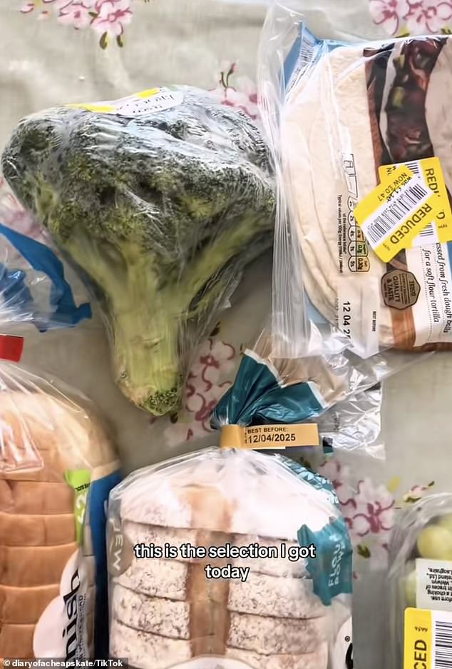 Sharing five tips to save money with her followers, she revealed the 'little frugal things I do daily', saying she replies on the Olio app for free food
