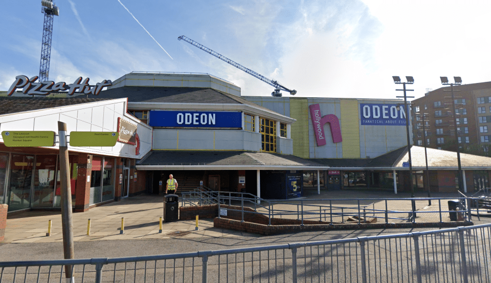 Odeon cinema in Bracknell, next to a Pizza Hut.