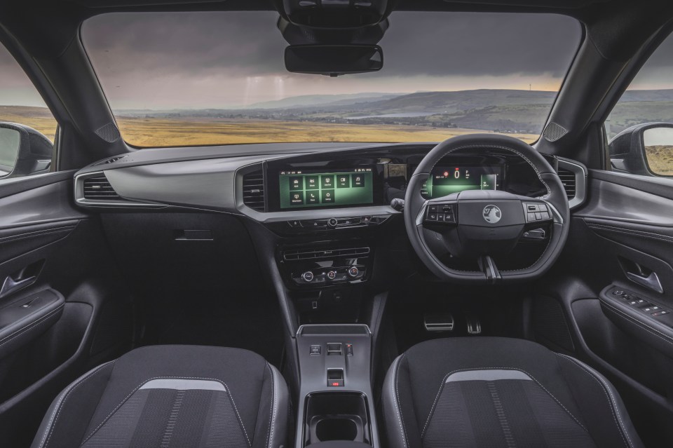 Interior view of a Vauxhall Mokka Hybrid 2025.