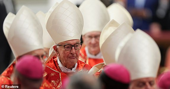 Cardinal Vincent Nichols attends the Holy Mass, celebrated for the election of the new pope, presided over by the Dean of the College of Cardinals, Cardinal Giovanni Battista Re, in St. Peter's Basilica, at the Vatican, May 7, 2025. REUTERS/Murad Sezer