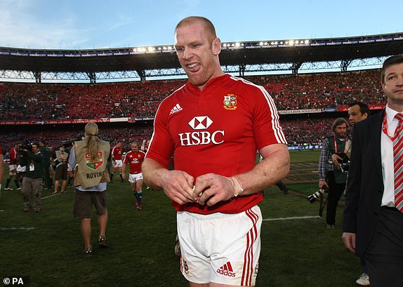 British and Irish lion's captain Paul O'Connell stands dejected after the Second Test match at Loftus Versfeld, Pretoria, South Africa. PRESS ASSOCIATION Photo. Picture date: Saturday June 27, 2009. See PA story RUGBYU Lions. Photo credit should read: David Davies/PA Wire.RESTRICTIONS: Use subject to restrictions. Editorial use only. Commercial use only with prior written permission from SA Rugby. Alteration & Manipulation for editorial purposes only. Call +44 (0)1158 447447 for further information.