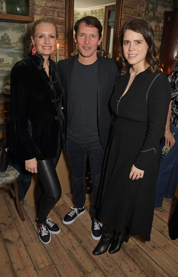 Sofia Blunt, James Blunt, and Princess Eugenie of York at a dinner.