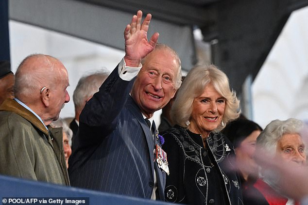 The King and Queen were in high spirits as they enjoyed attending the concert together this evening