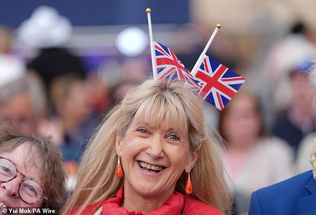 Red, white and blue were the theme which many attendees incorporated in their ensembles this evening
