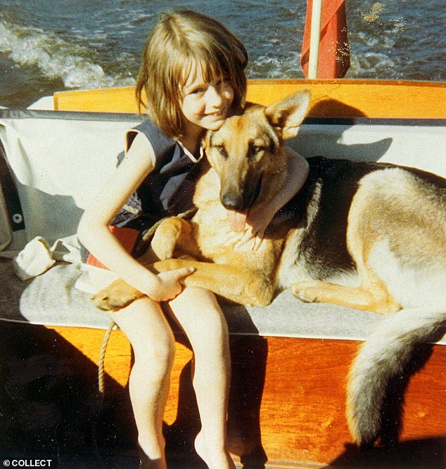 Even as a child, Julie was besotted with animals. It was what drove her to visit the Masai Mara to photograph wildlife