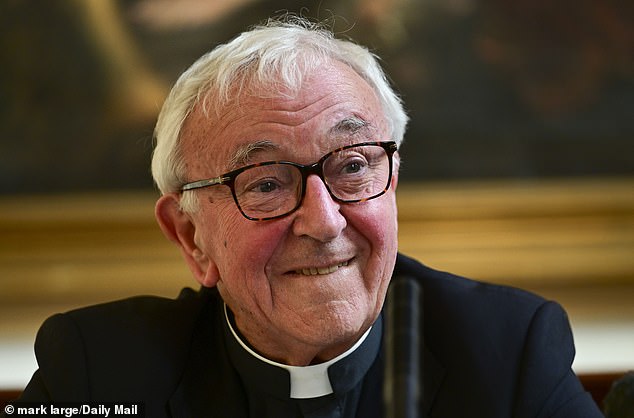 Revealing the details of how the Conclave worked Cardinal Nichols said: ¿There was a remarkable sense of fraternity, with people from all over the world'