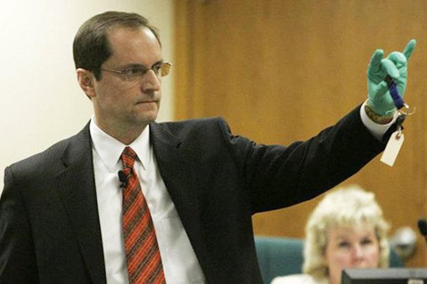 Jerry Buting presenting evidence in the Steven Avery trial.