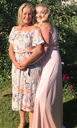 Elina pictured with her mother Vicky Cowan who is married to Harriet's father Eddy Cowan