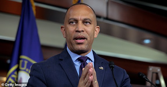 WASHINGTON, DC - MAY 05: House Minority Leader Hakeem Jeffries holds a news conference at the U.S. Capitol on May 05, 2025 in Washington, DC. Jeffries was critical of President Donald Trump and the House Republicans' handling of the economy. (Photo by Chip Somodevilla/Getty Images)