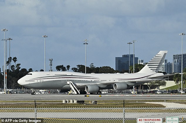 Unlike your everyday commercial 747 which holds over 460 people, this jumbo jet only has five rows of standard business class seating.