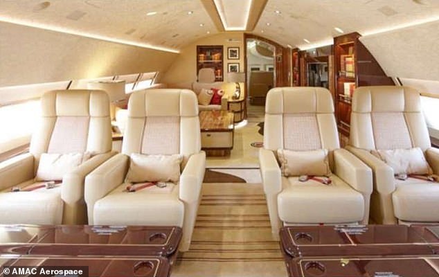 The Qatari royal family has reportedly offered this new 747-8 as a gift to the White House, which is estimated to cost $400 million