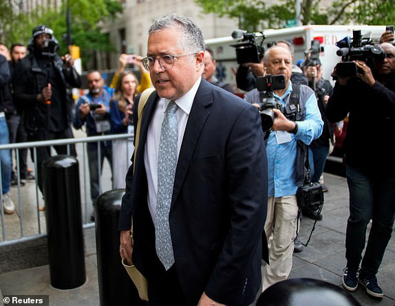 Sean "Diddy" Combs' lawyer Marc Agnifilo arrives at court for Sean "Diddy" Combs sex trafficking and racketeering conspiracy trial at U.S. court in Manhattan, in New York City, U.S., May 13, 2025. REUTERS/Eduardo Munoz
