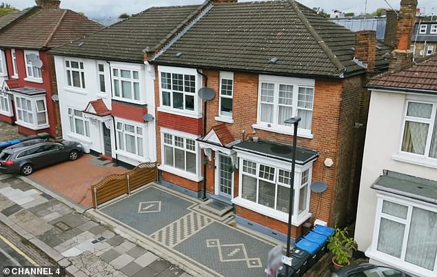 Amoke and Ines decided to put in an offer on this three-bedroom flat in Palmers Green, north London
