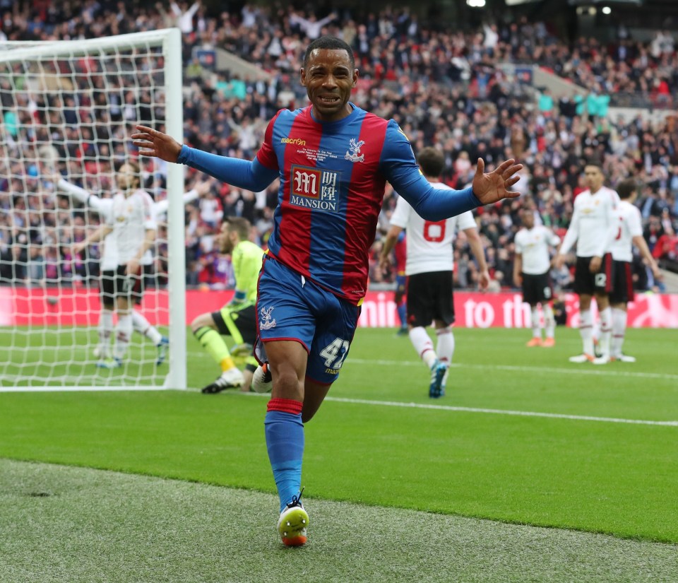 Jason Puncheon celebrating a goal for Crystal Palace.