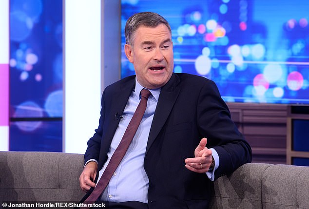 The review, chaired by former Tory justice secretary David Gauke, instead suggests that magistrates and judges consider suspended or deferred sentences - as well as community punishments