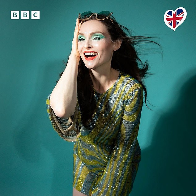 He will be replaced by singer Sophie Ellis-Bextor, who is also a BBC Radio 2 DJ