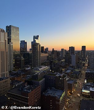 Clear skies in Chicago before the unprecedented dust storm