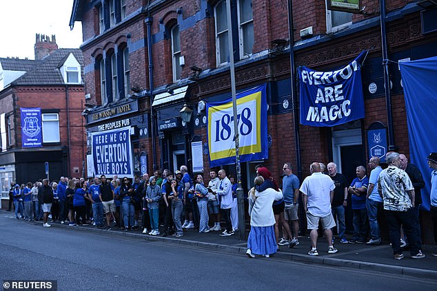 Pictured: The queue at 8.14am outside 'The People's Pub', located opposite Goodison Park