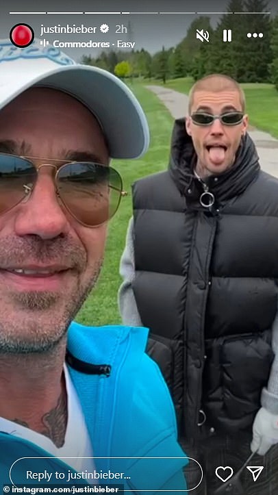 The two-time Grammy-winner and his parent played at Stratford Municipal Golf Course in Stratford, Ontario, Canada