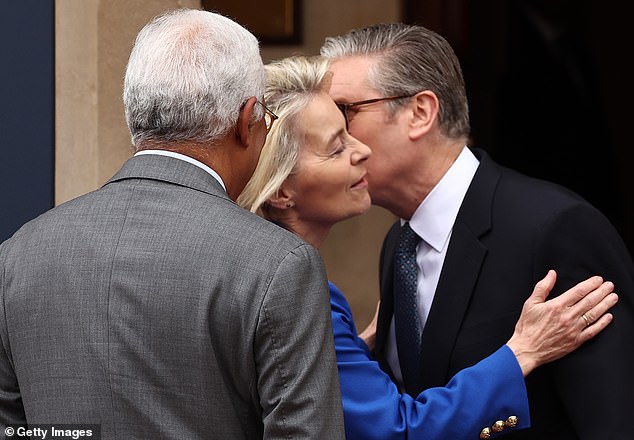 Sir Keir greeted Ms von der Leyen warmly as she arrived at Lancaster House today