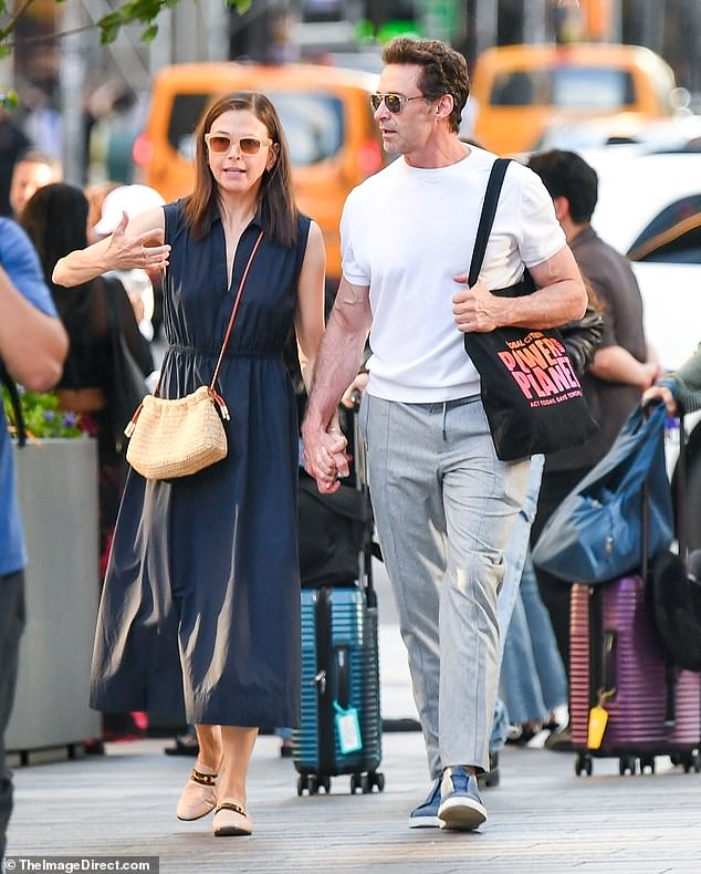 The sighting comes just days after Hugh was spotted with girlfriend Sutton carrying moving boxes into his swanky penthouse apartment in Chelsea