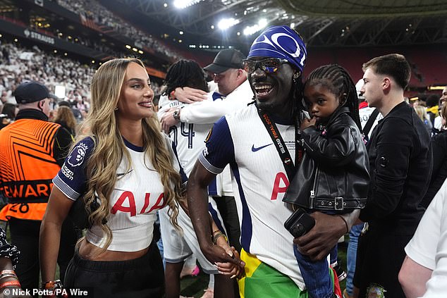 Yves Bissouma was joined on the pitch by his girlfriend Aline and his daughter