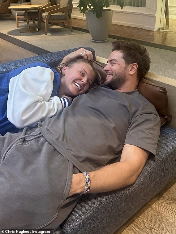 On Tuesday evening the pair appeared to confirm their relationship status after cuddling up to one another in some very cosy snaps