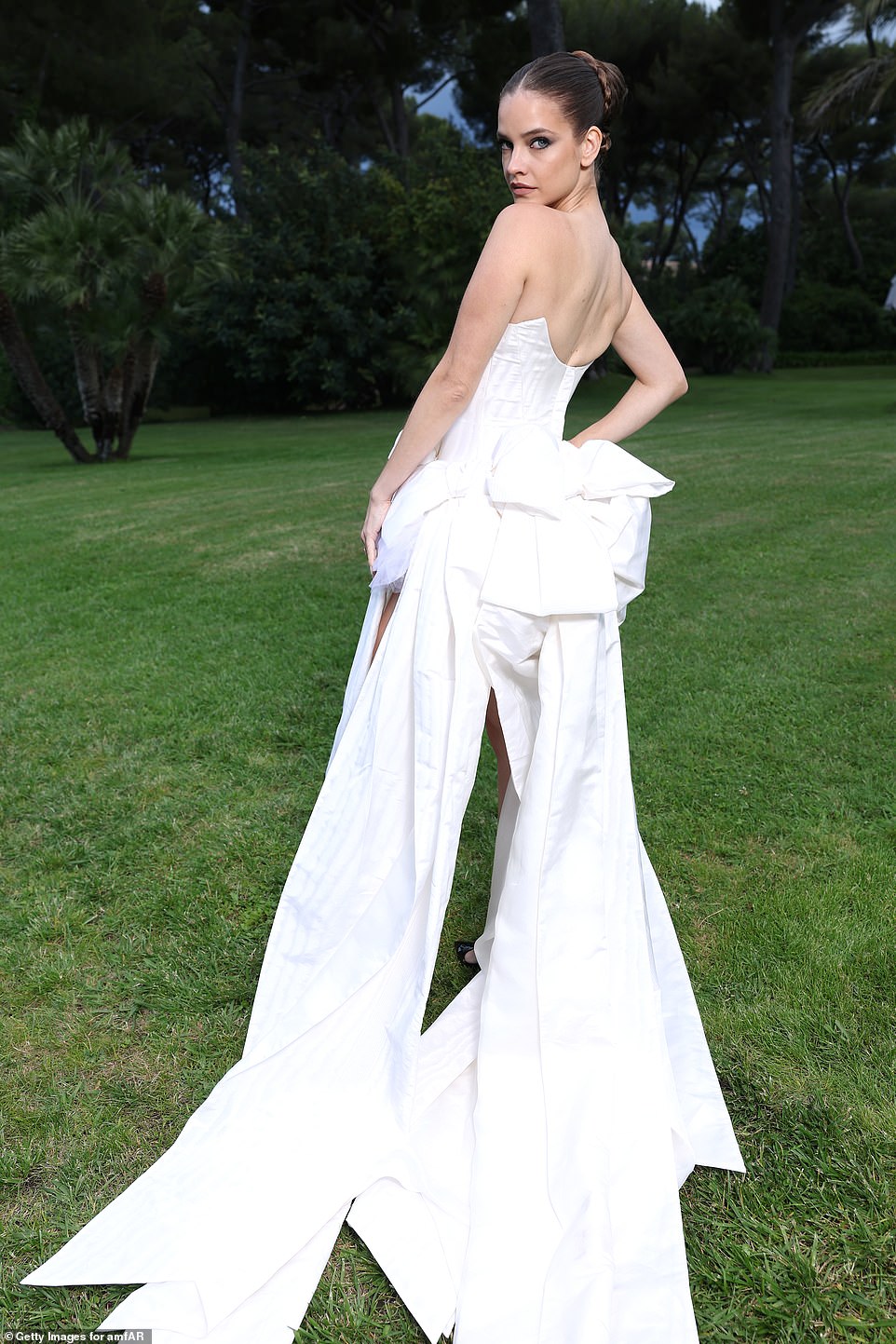 Barbara showcased her bold gown from all angles at he picturesque venue