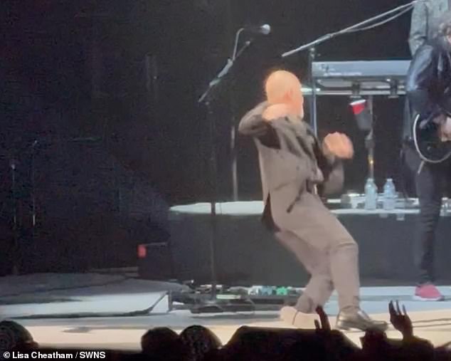 While performing at the Mohegan Sun resort in Montville, Connecticut in February, Joel lost his footing