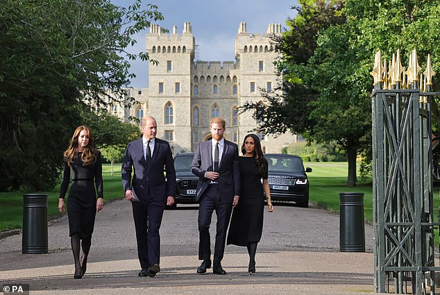 Body language expert Judi James told Femail at the time: 'This is a phenomenal and unexpected scene that displays some natural caution and awkwardness in the body language'