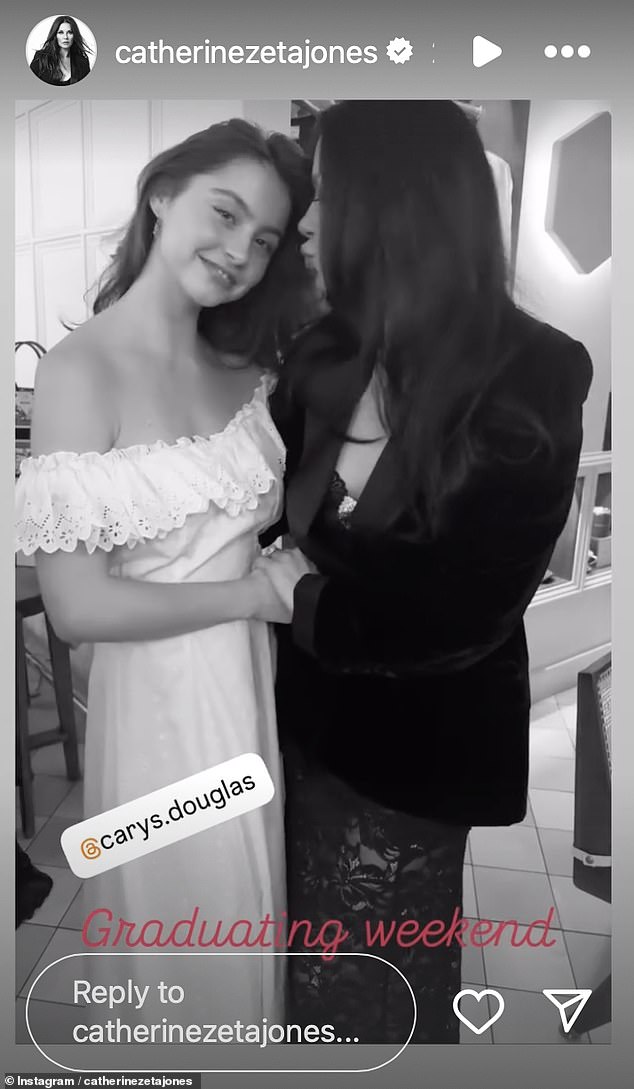 Catherine and Carys also held hands for a sweet moment where they kissed each other again on the cheek