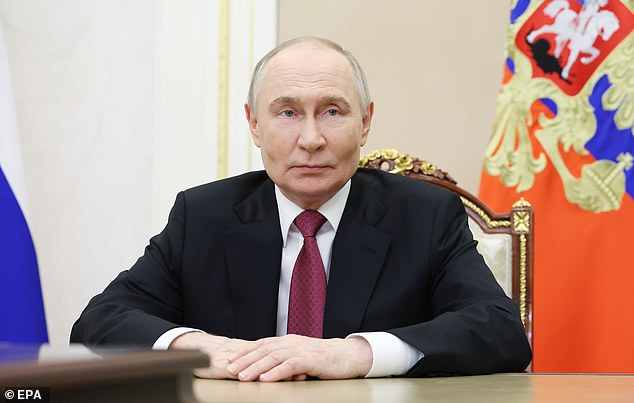 President Donald Trump appeared irritated by the actions of Russian President Vladimir Putin, who continued bombing Ukraine amid ongoing peace talks